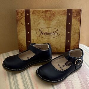 NWT FootMates Allie Navy Dress Shoes for Kids